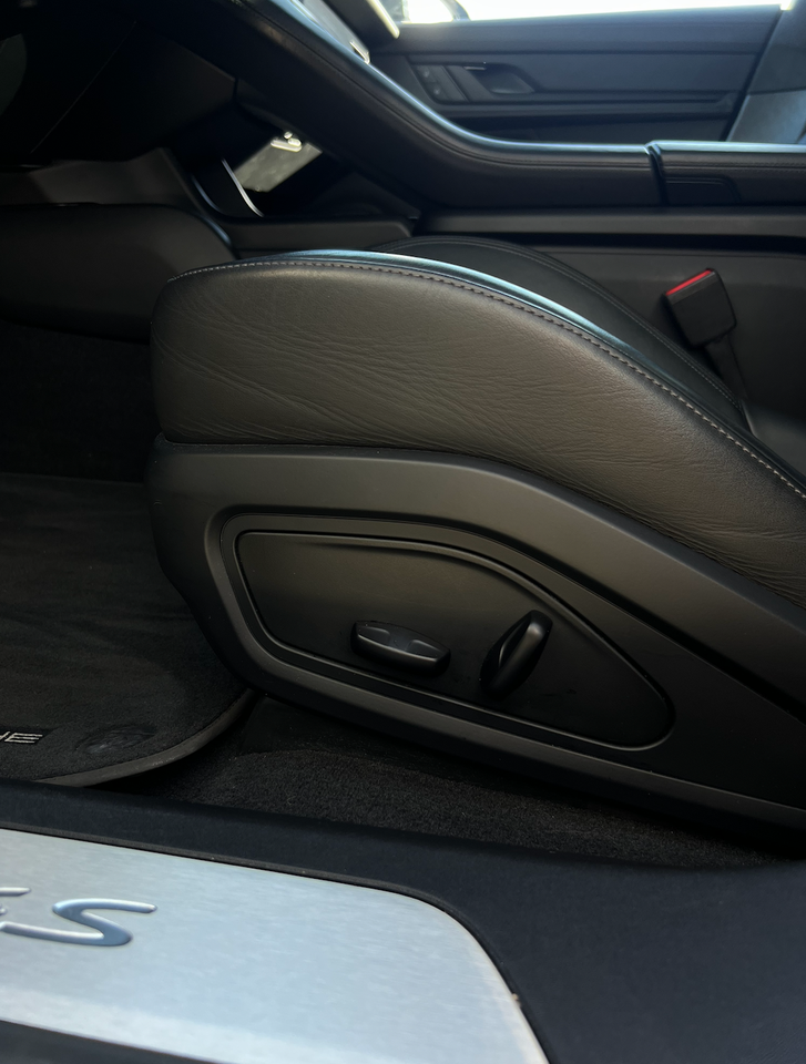 Porsche Taycan 4S Performance+ Cross Turismo 5d