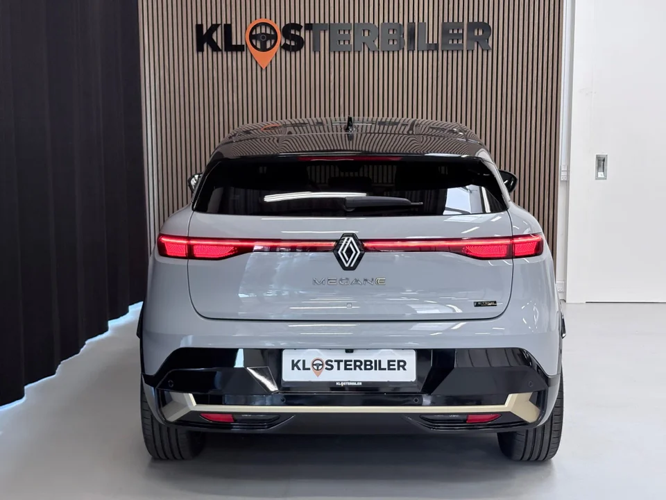 Renault Megane E-Tech 60 Iconic 5d