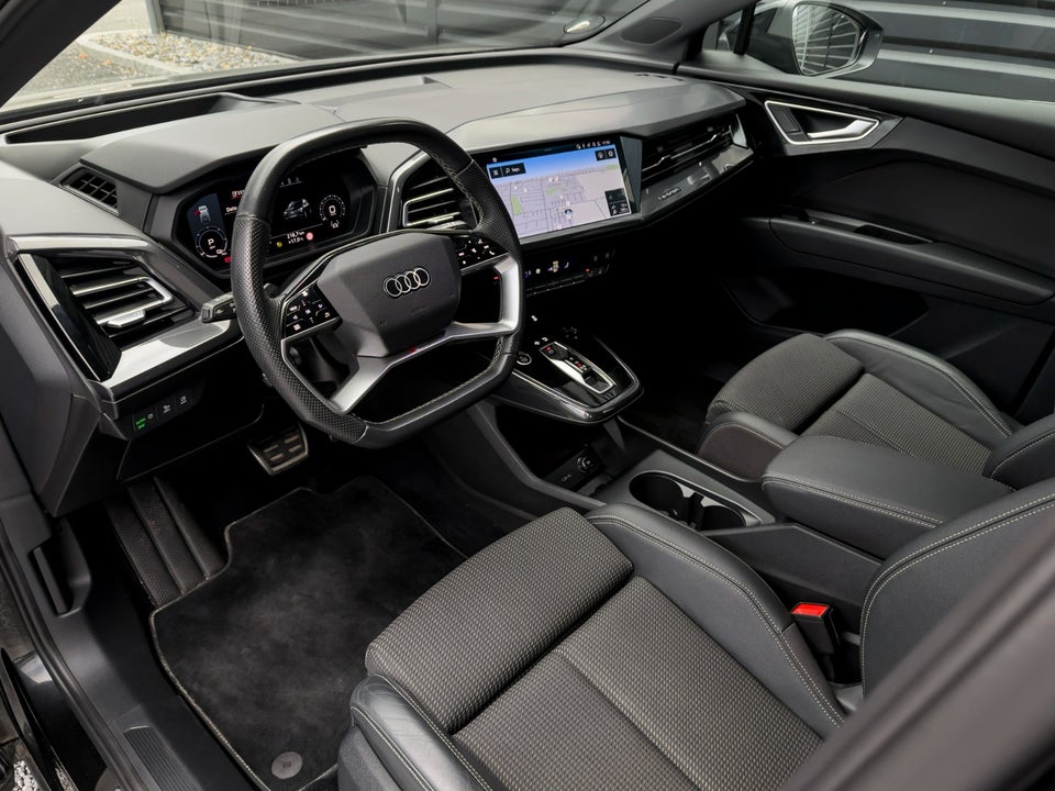 Audi Q4 e-tron 45 Attitude S-line quattro 5d