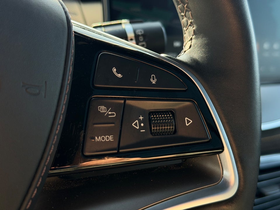 BYD Tang 109 Flagship AWD 7prs 5d