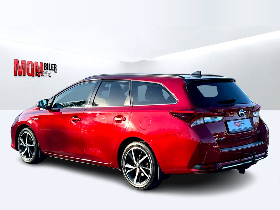 Toyota Auris 1,8 Hybrid Prestige Touring Sports CVT 5d