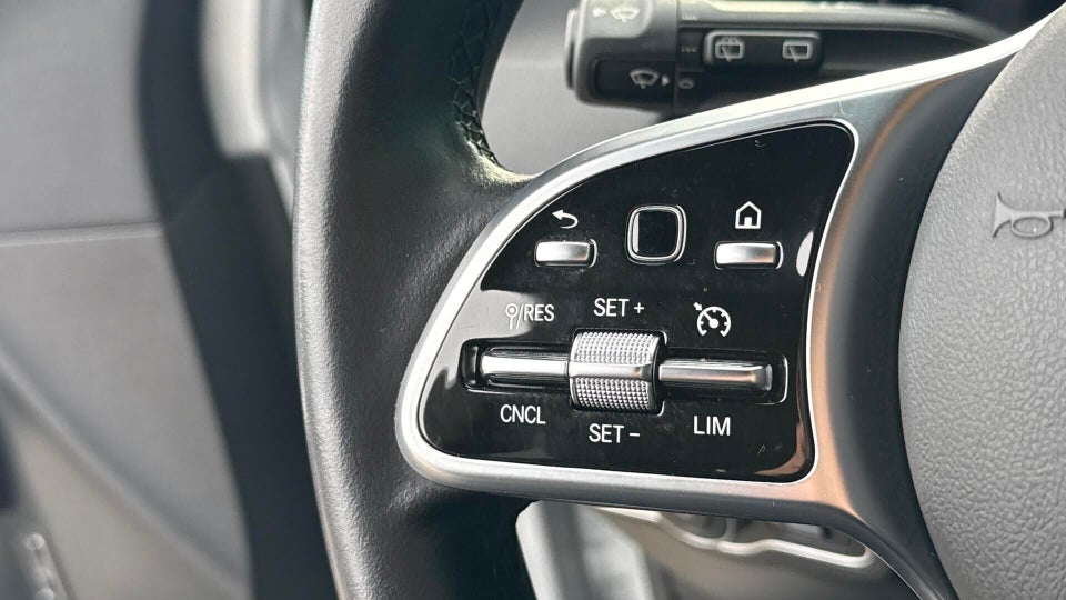 Mercedes EQA250+ Progressive 5d