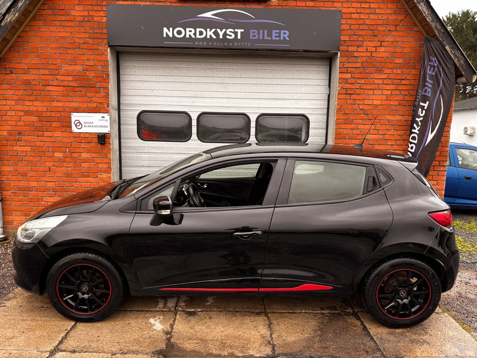 Renault Clio IV 0,9 TCe 90 Expression 5d