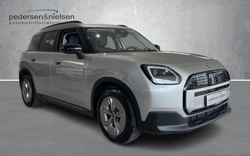 MINI Countryman E Classic Trim M 5d