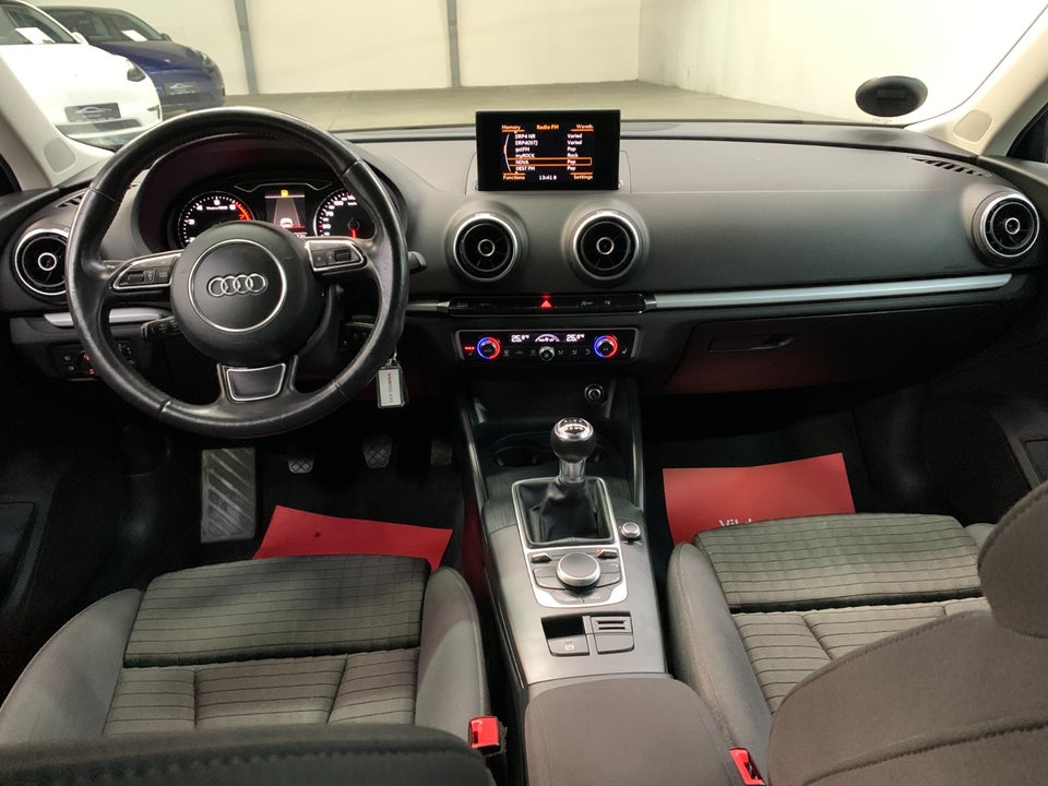 Audi A3 1,8 TFSi 180 Sport Sportback 5d