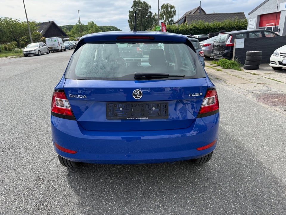 Skoda Fabia 1,0 MPi 60 Ambition 5d