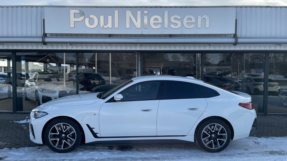 BMW i4 xDrive40 Fully Charged M-Sport 5d