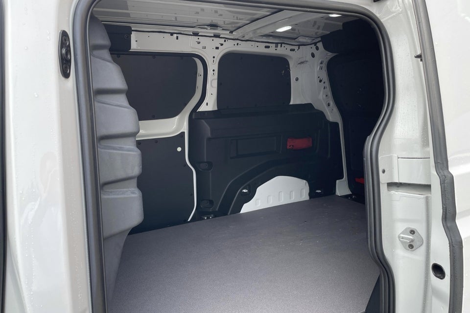 VW ID.Buzz 79 Cargo Pro