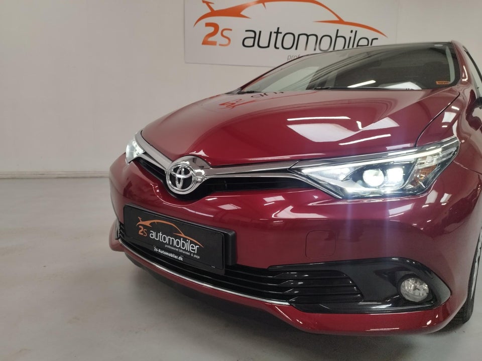 Toyota Auris 1,2 T T2 Spirit 5d