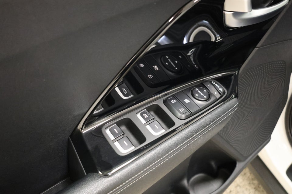 Kia Niro 1,6 PHEV Advance+ DCT 5d