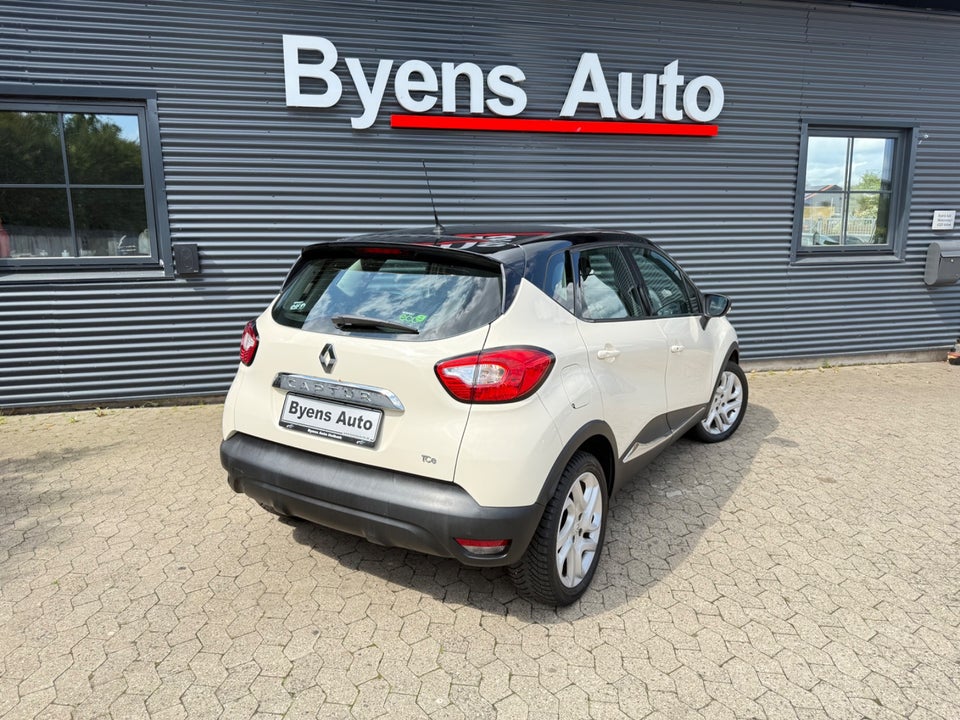 Renault Captur 0,9 TCe 90 Expression 5d