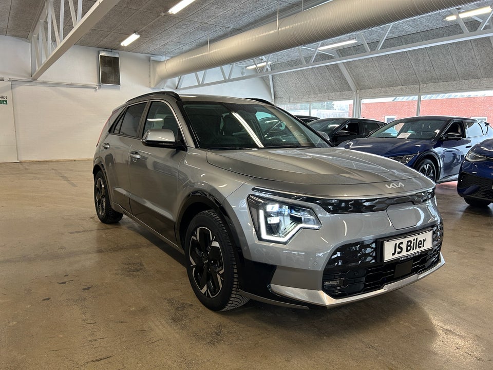 Kia Niro 64 EV Upgrade 5d