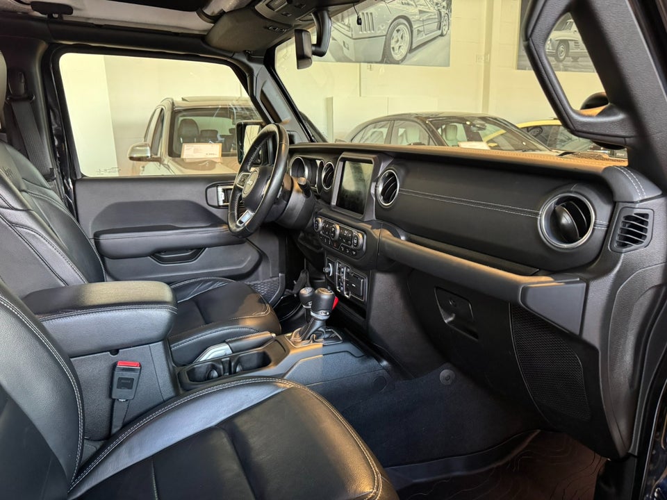 Jeep Wrangler Unlimited 2,0 T Sahara aut. 4x4 5d