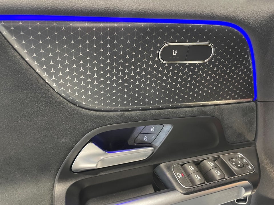 Mercedes EQB250+ AMG Line 5d