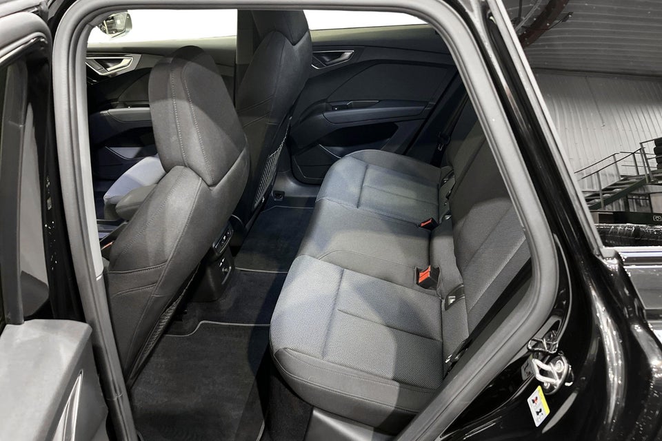 Audi Q4 e-tron 40 Attitude 5d