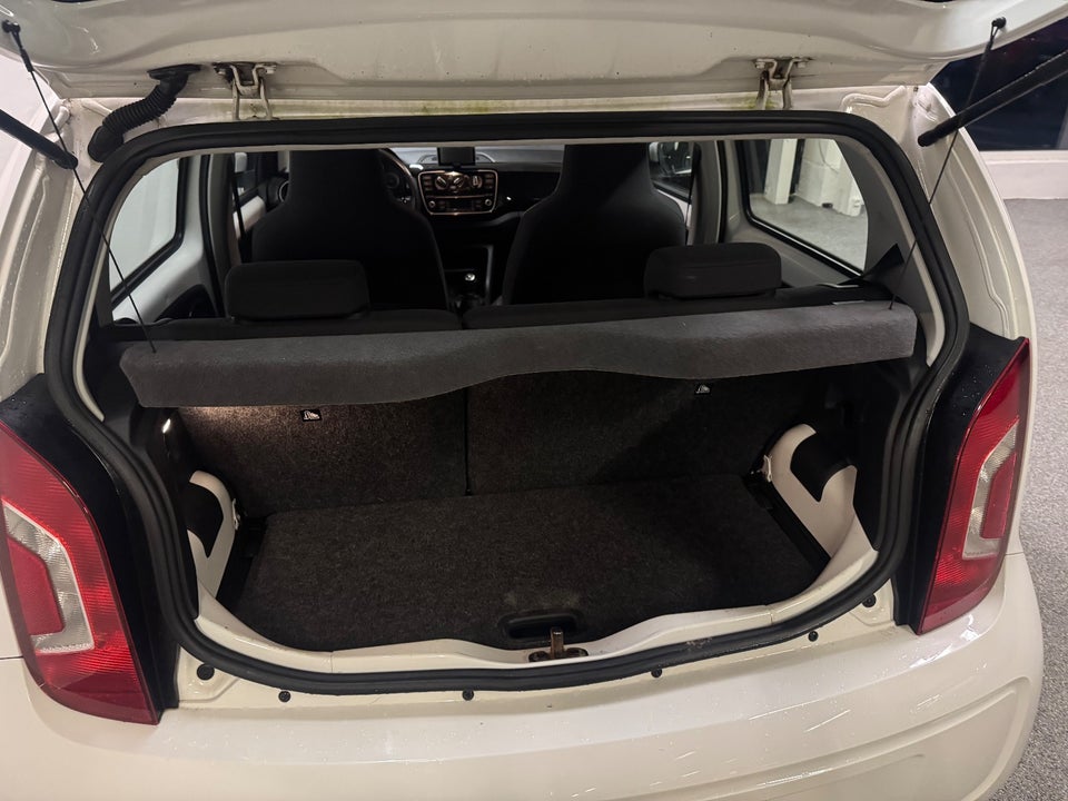 VW Up! 1,0 75 Move Up! BMT 5d