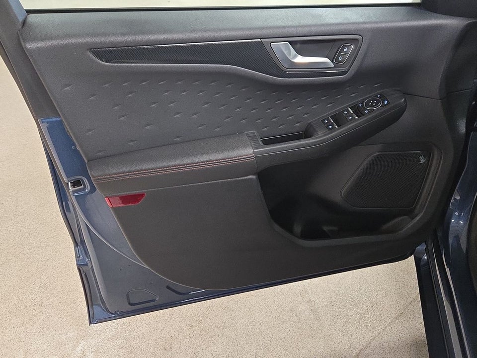 Ford Kuga 2,5 PHEV ST-Line X CVT 5d