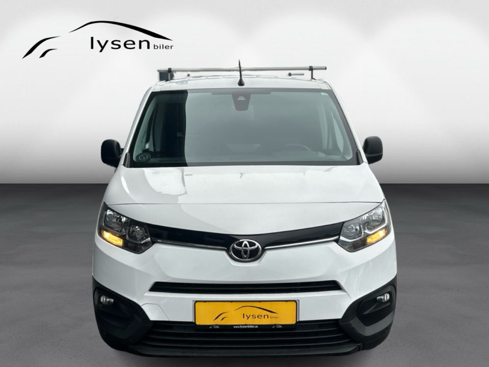 Toyota ProAce City 1,5 D 102 Medium Comfort 5d