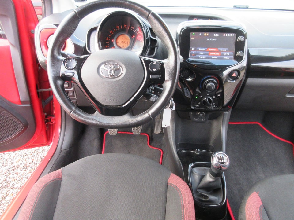 Toyota Aygo 1,0 VVT-i x-cite 5d