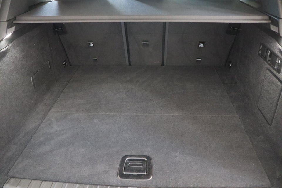 BMW iX xDrive40 Sport 5d