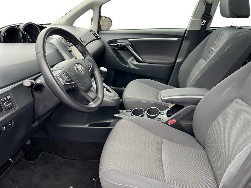 Toyota Verso 1,8 VVT-i Spirit MDS 7prs 5d