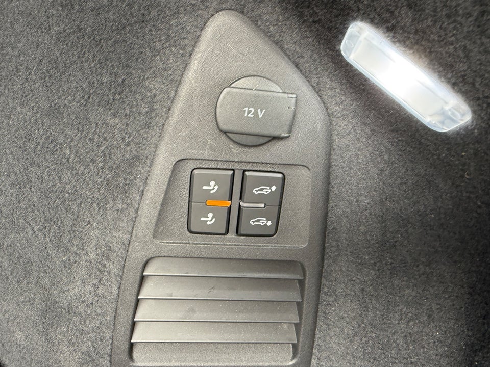 VW Touareg 3,0 TDi 286 R-line aut. 4Motion Van 5d