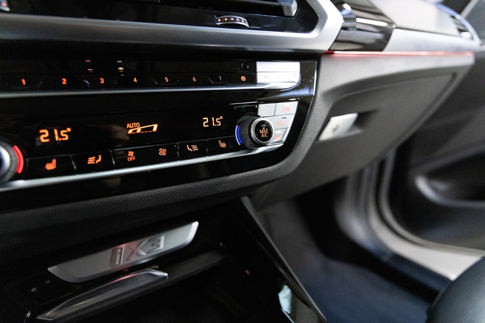 BMW iX3 Charged Plus 5d