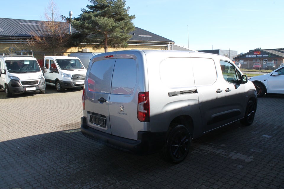 Peugeot Partner 1,5 BlueHDi 100 L2V2 Plus Van