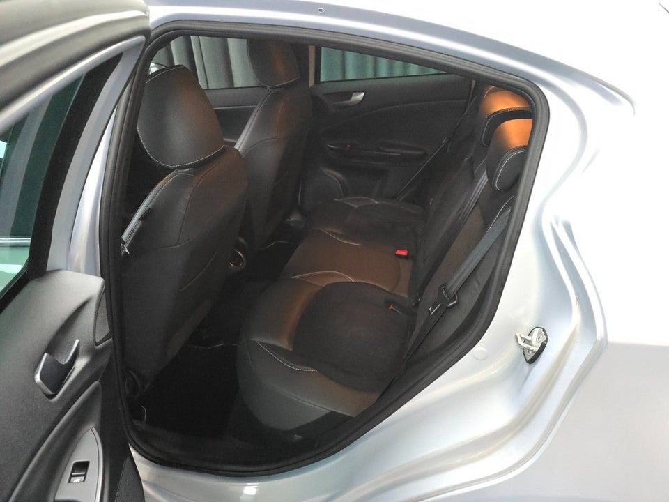 Alfa Romeo Giulietta 1,4 M-Air 170 Sportiva 5d