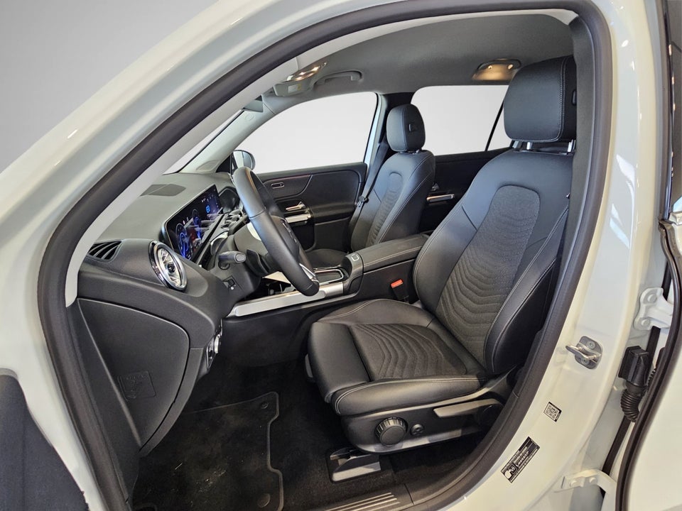 Mercedes EQB300 Progressive Advance 4Matic 5d