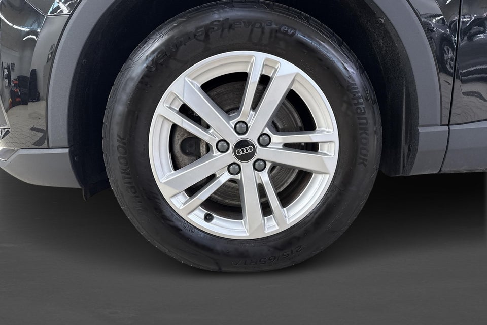 Audi Q3 45 TFSi e Attitude plus S-tr. 5d