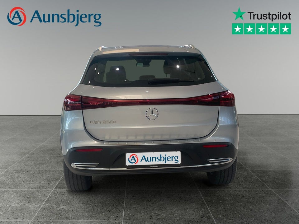 Mercedes EQA250+ Progressive 5d