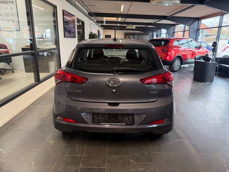 Hyundai i20 1,25 Vision 5d