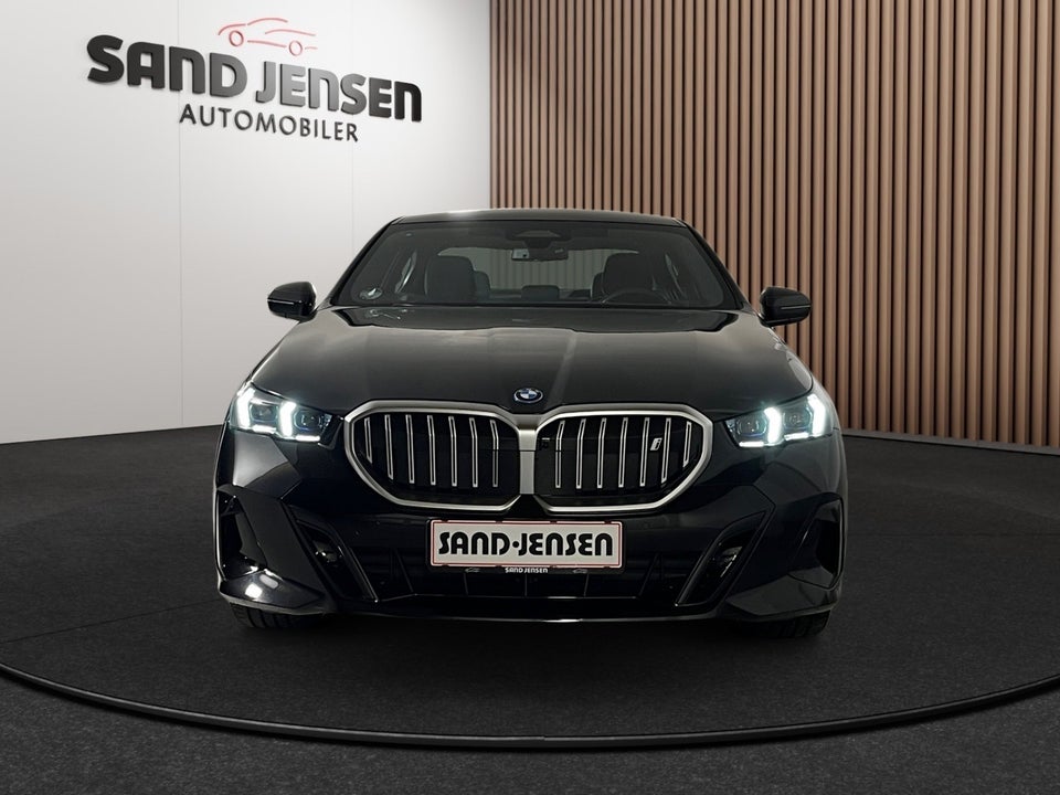 BMW i5 eDrive40 Fully Charged 4d