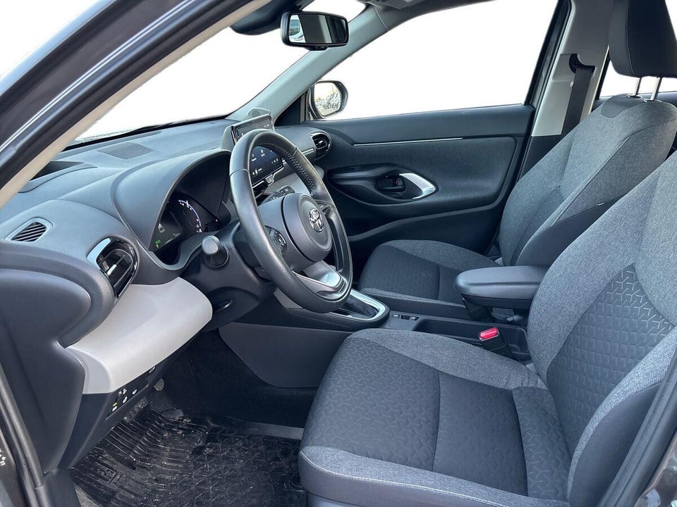 Toyota Yaris Cross 1,5 Hybrid Active Tech e-CVT 5d