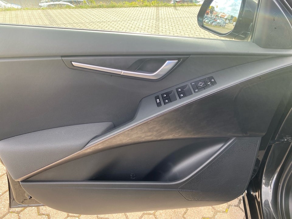 Kia Niro 64 EV Upgrade 5d