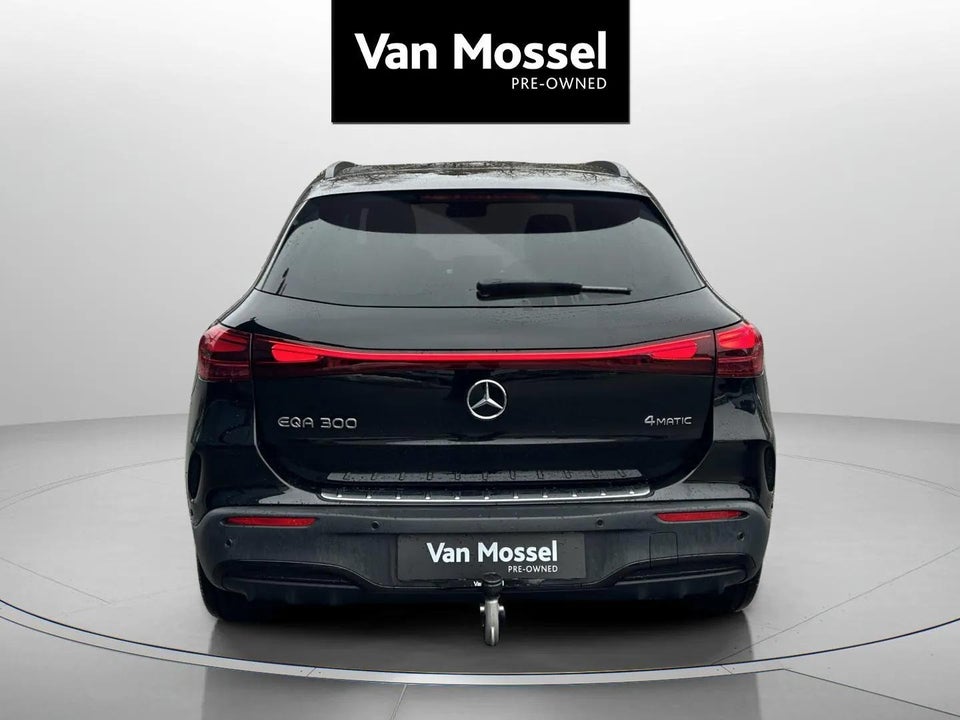Mercedes EQA300 AMG Line 4Matic 5d