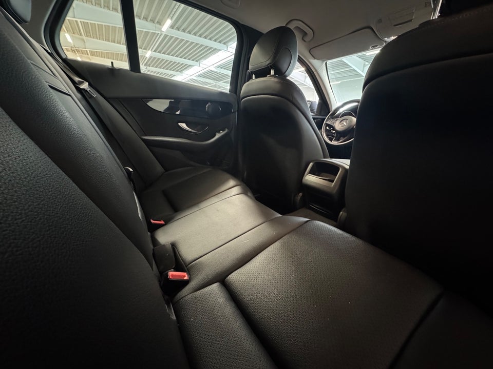 Mercedes C220 d 2,2 Business stc. aut. 5d