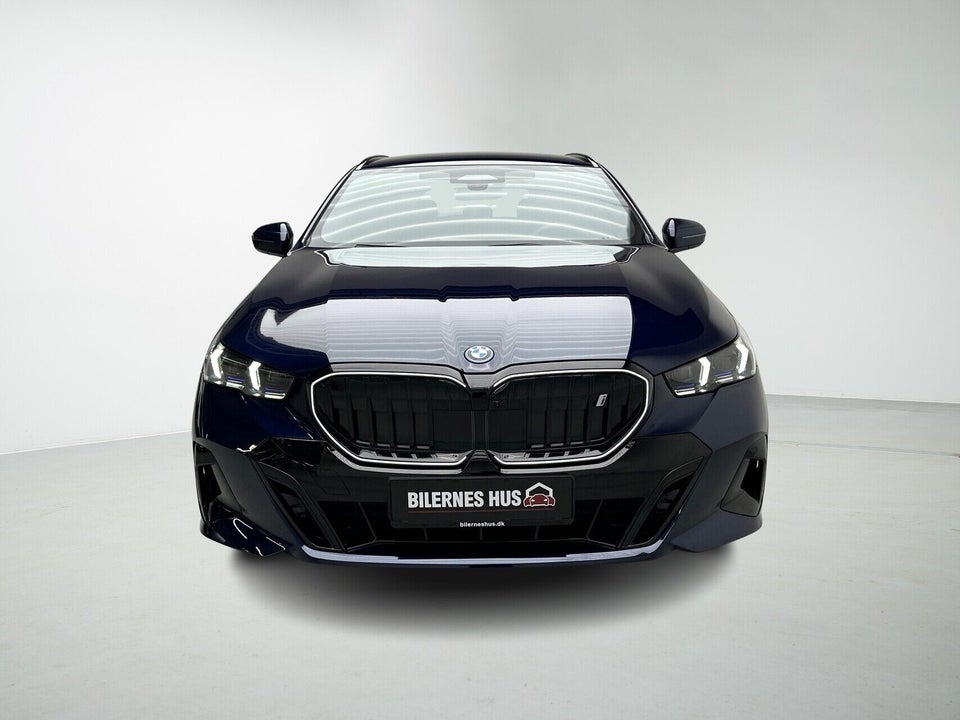 BMW i5 eDrive40 Touring Fully Charged M-Sport 5d