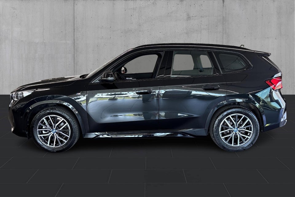 BMW iX1 xDrive30 M-Sport 5d