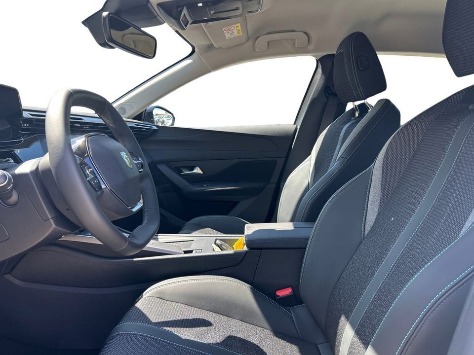 Peugeot e-308 54 Style SW 5d