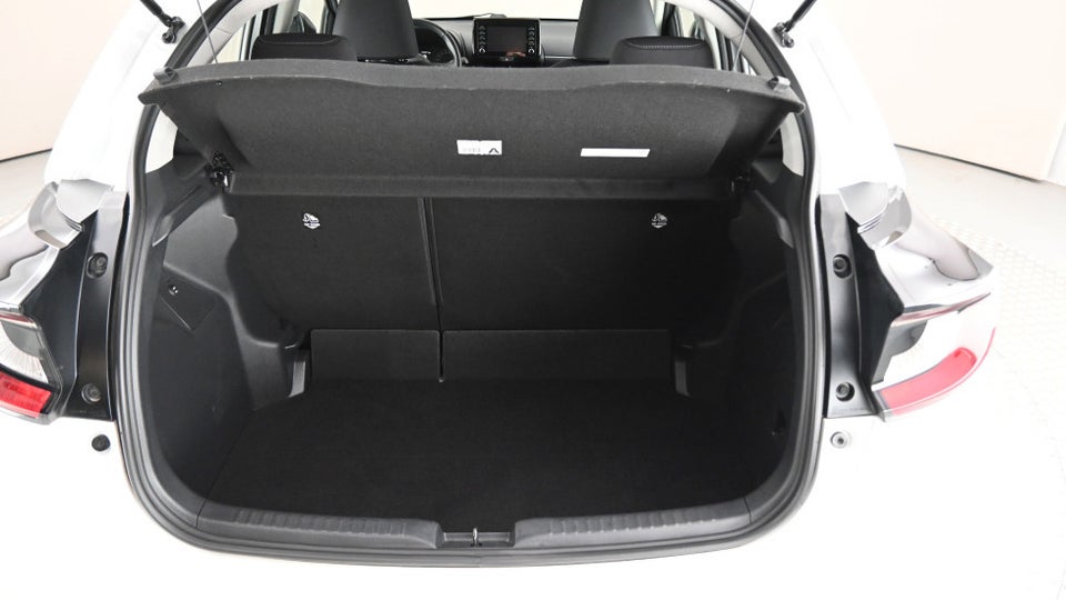 Toyota Yaris 1,5 Hybrid H3 e-CVT 5d