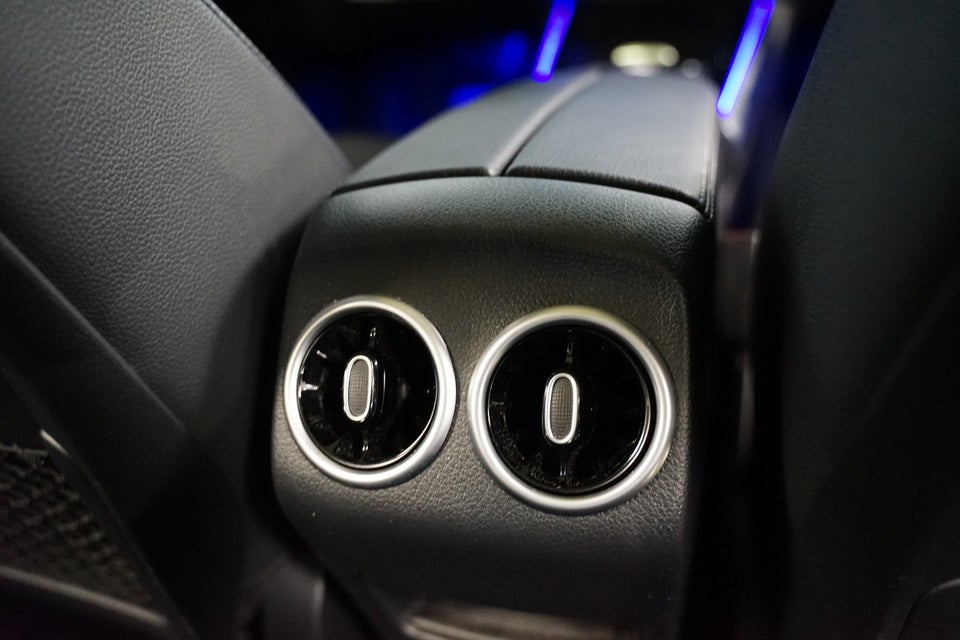 Mercedes EQB300 Progressive Advance Plus 4Matic 5d