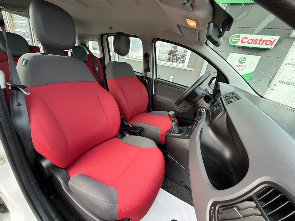 Fiat Panda 1,2 69 Lounge 5d