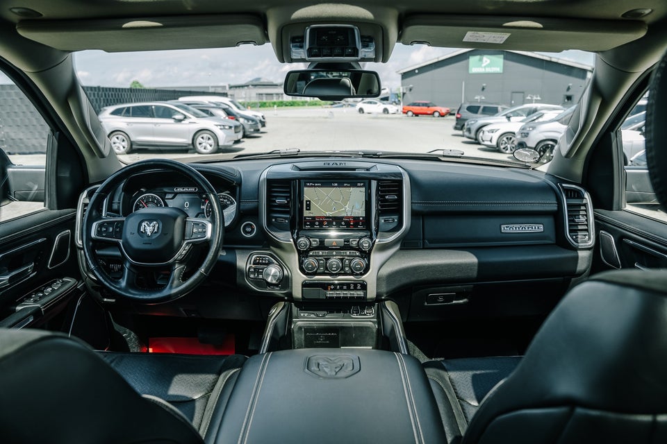 Dodge RAM 1500 5,7 V8 Laramie Crew Cab aut. 4x4 4d