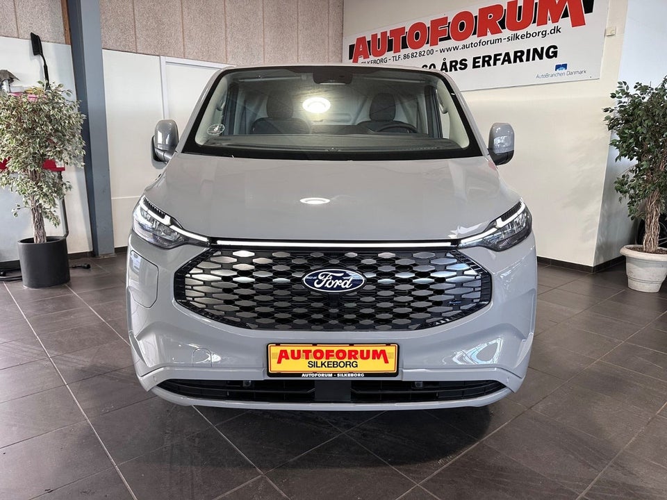 Ford E-Transit Custom 340L 64 Limited