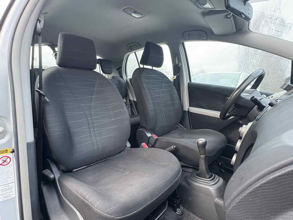 Toyota Yaris 1,4 D-4D Luna 5d