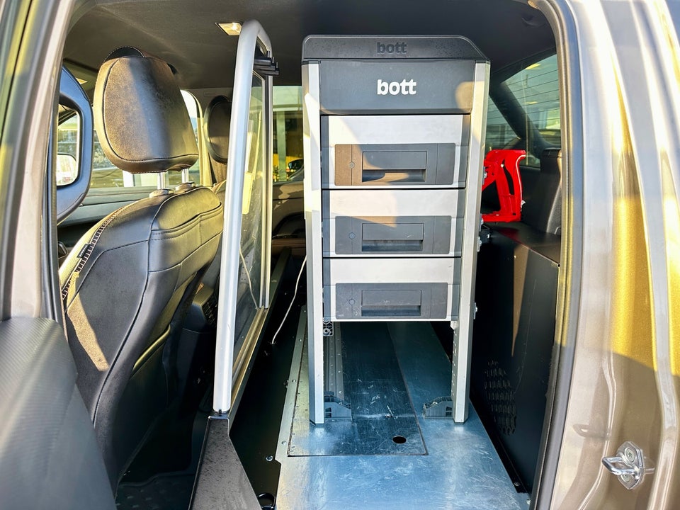 VW Amarok 3,0 TDi 240 Pan Americana aut. 4Motion 4d