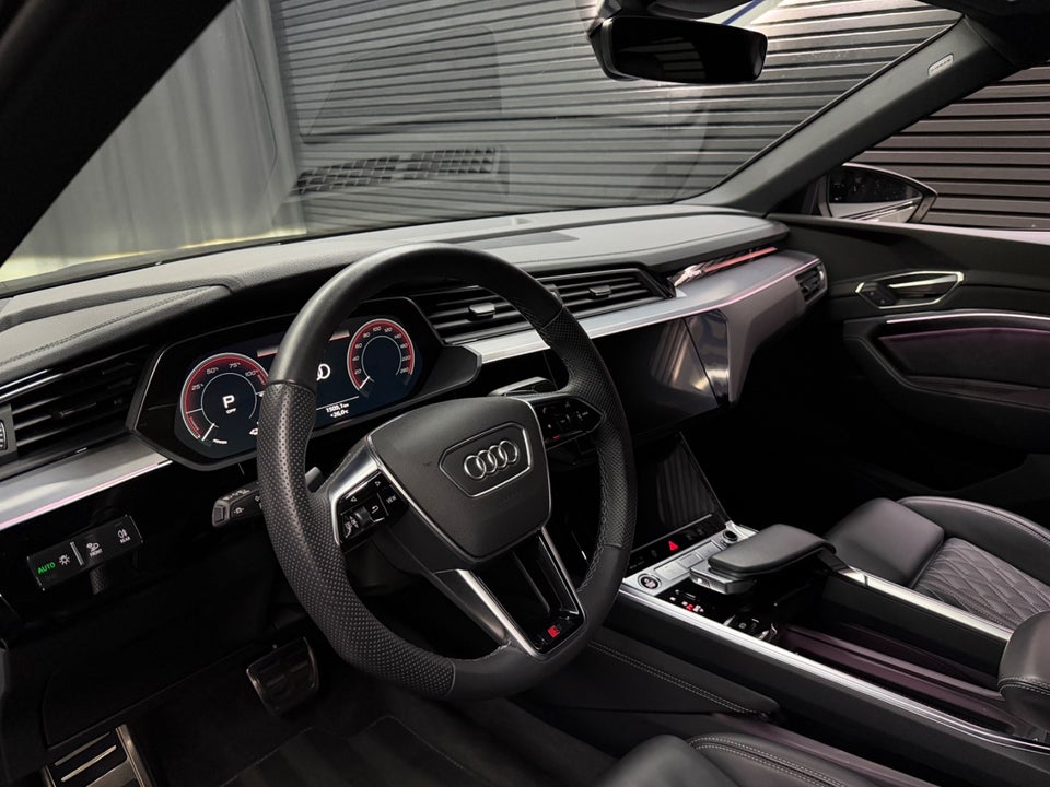 Audi Q8 e-tron 55 S-line Sportback quattro 5d