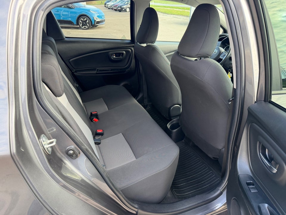 Toyota Yaris 1,0 VVT-i T3 5d